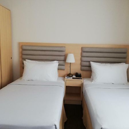 Royale Chulan Cherating Chalet Exterior photo